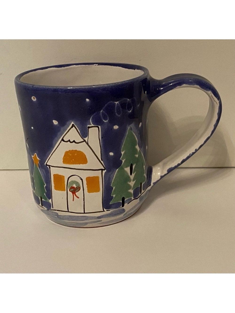 ITALY MUG POTTERY BLUE WHITE HOUSE TREE REINDEER 14 oz. HOME HOLIDAY
